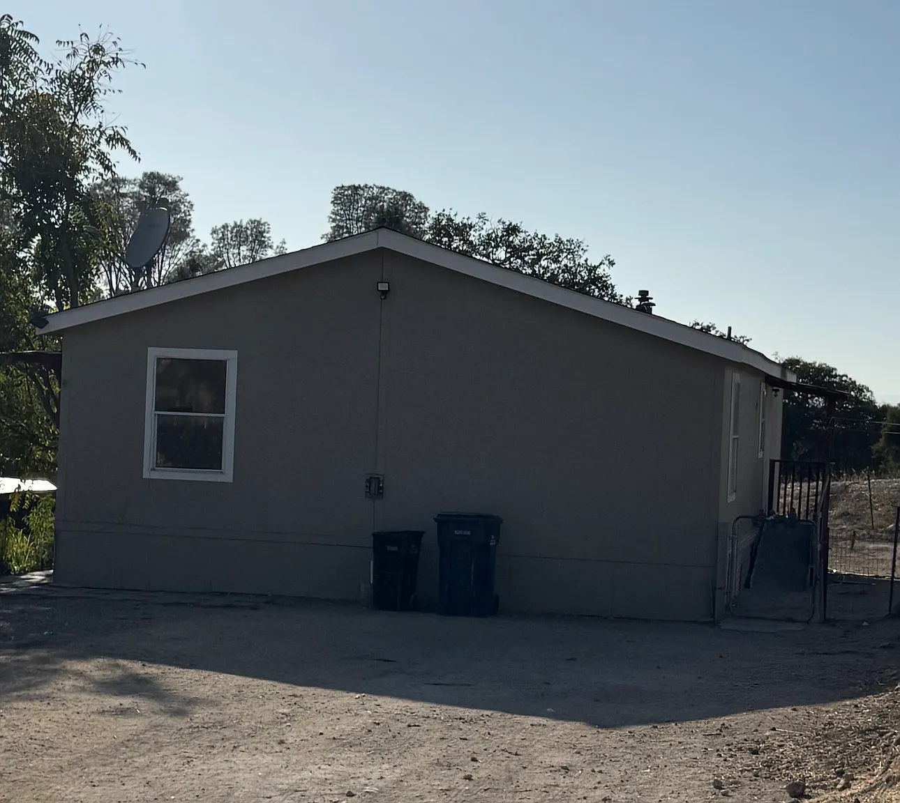 4 bed, 1120 sqft, $2,500 — Photo 2