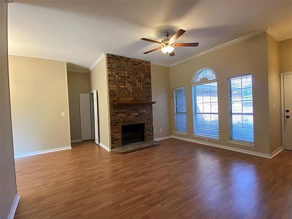 2nd image of 1410 Spanish Trail Dr