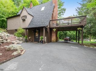 65 Sleepy Hollow Rd, Andover, NJ 07821