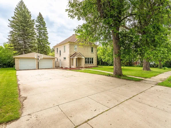 113 7th Ave SE, Elbow Lake, MN 56531