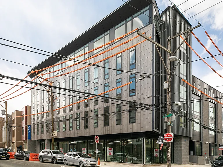 Liberty Park Place — Photo 9