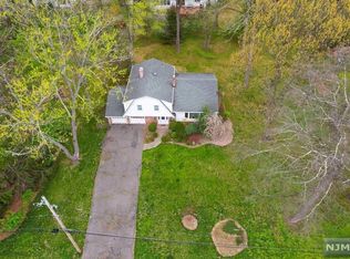 70 Prospect St, Demarest, NJ 07627