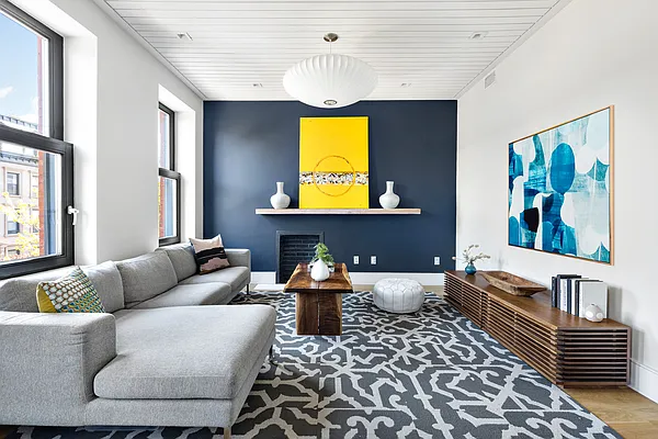 Sold by Compass | media 1