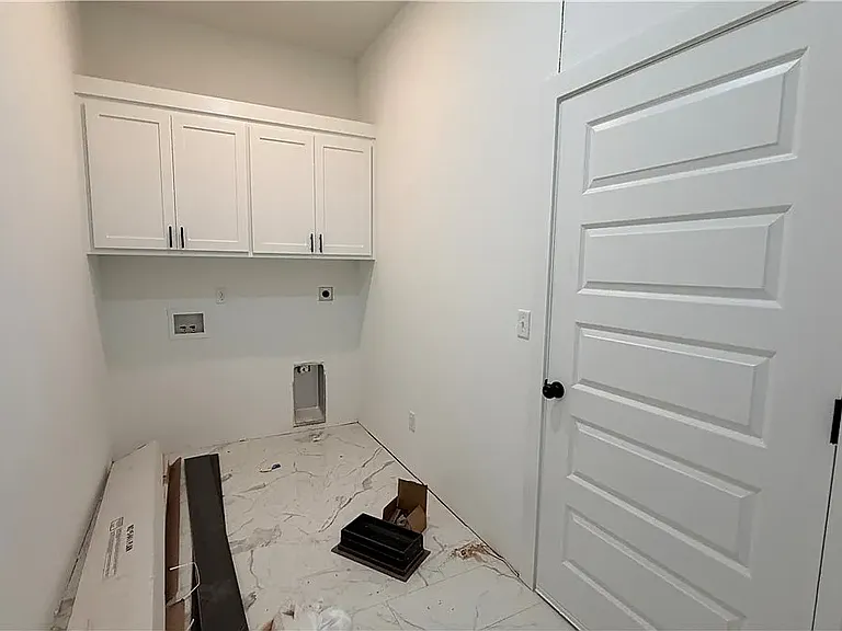 15 Skipton Dr — Photo 12