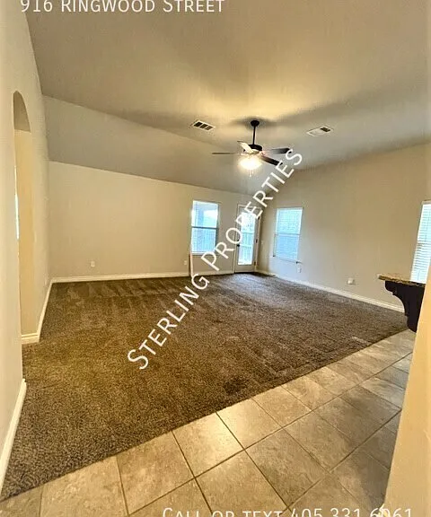 916 Ringwood St — Photo 4
