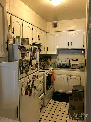 Rented by Anchor Associates | media 15