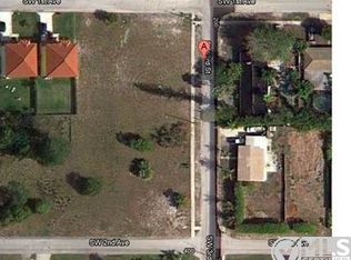 215 SW 3rd St, Boynton Beach, FL 33435