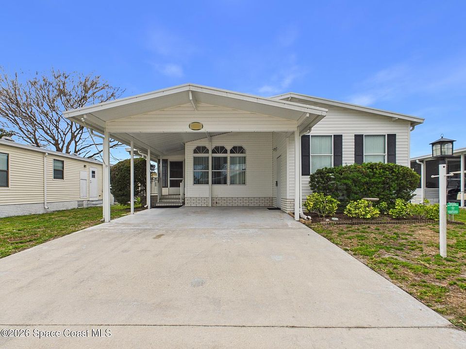 1st image of 573 Dolphin Cir