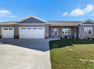 608 E Clancy St, Jefferson, WI 53549