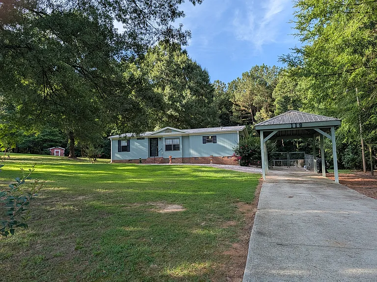 119 Robert Rd — Photo 1