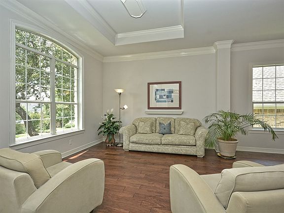 4th image of 8404 Asmara Dr