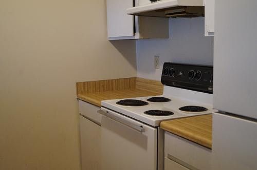 3rd image of 1849 Pointe South Dr