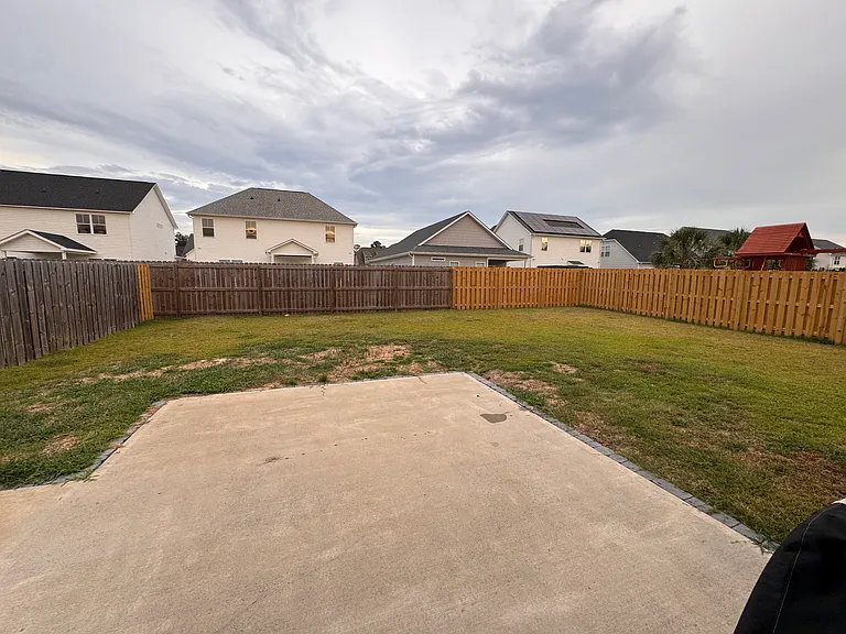 1448 Creek Bend Ter — Photo 17