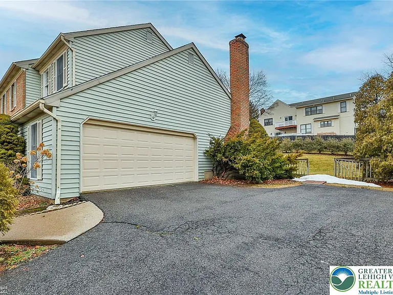 4059 Wedgewood Rd — Photo 45