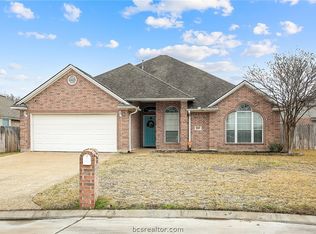 100 Rugen Ln, College Station, TX 77845