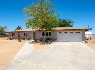 14284 Jicarilla Rd, Apple Valley, CA 92307