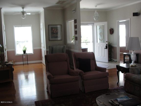 5th image of 131 Woodridge Dr