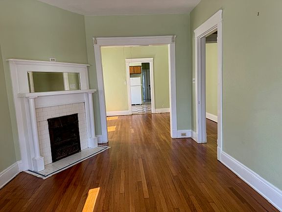 Living Room/Dining Room