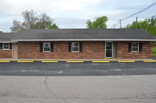 1400 Walnut Ave #B Photo 1