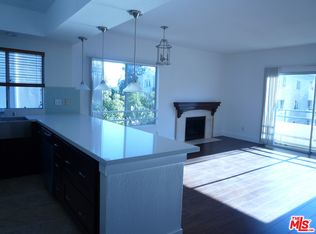 1542 Amherst Ave, Los Angeles, CA 90025