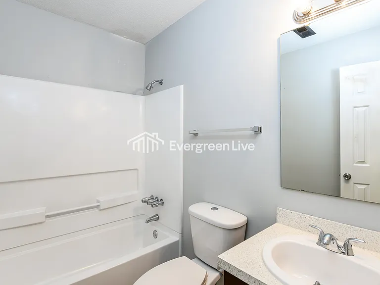 124 Auburnleaf Dr — Photo 5