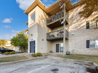 10131 Sutton Dr UNIT 2, Urbandale, IA 50322