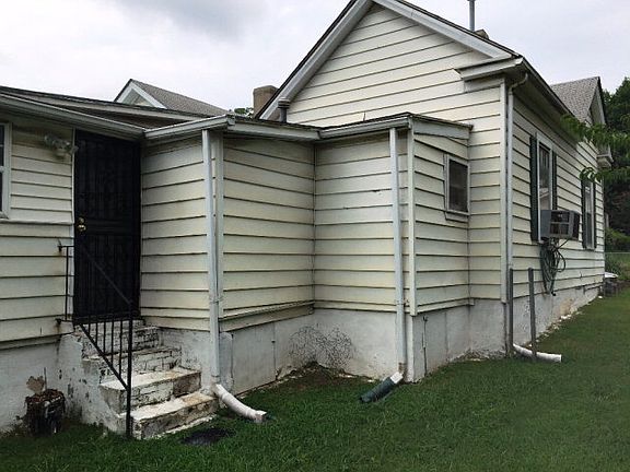 5th image of 1227 Stokes St