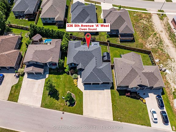 3rd image of 336 5th Ave W #A-w