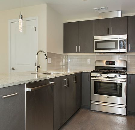 3rd image of 1883 N Vine St APT 101
