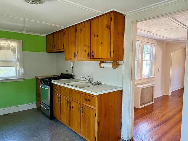 34 Union Ave #2 — Photo 4