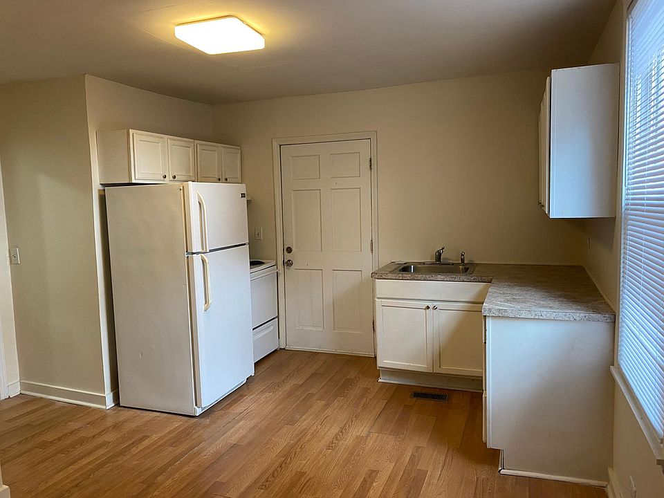 1st image of 1714 N Main St #2