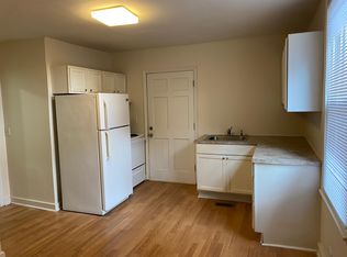 1714 N Main St #2, Mount Airy, NC 27030