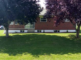 211 Pluto Rd, Shady Spring, WV 25918