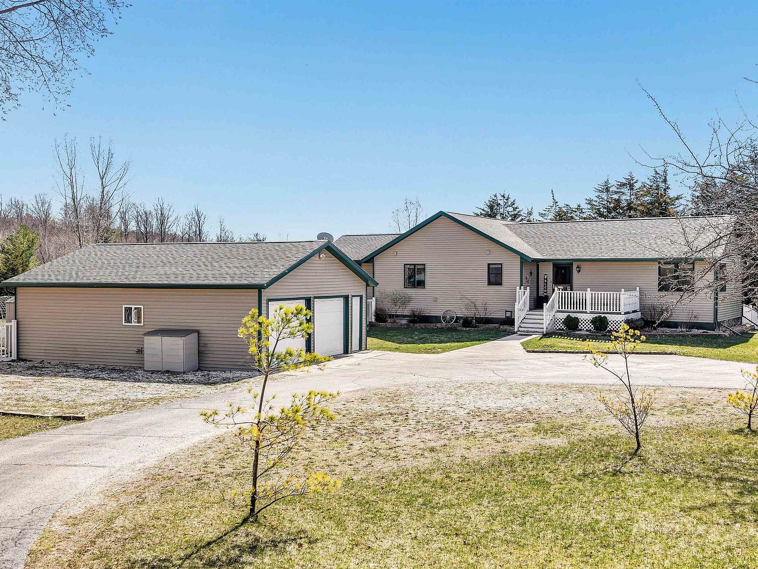 15623 Cth W C, Valders, WI 54245 Zillow