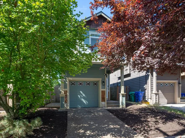 8847 N Burrage Ave, Portland, OR 97217