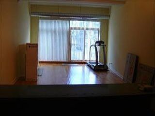 2nd image of 1616 W Montrose Ave APT 2M