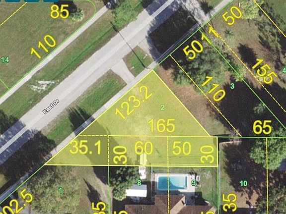 2nd image of 511 East Dr