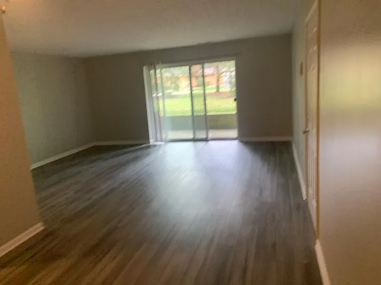 2360 Canterbury Rd #5 — Photo 5