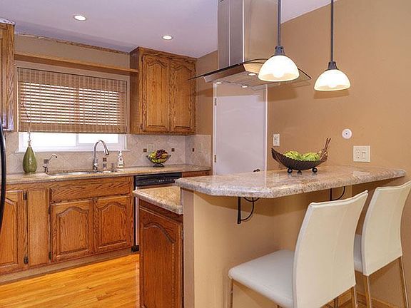 5th image of 2998 Postwood Dr