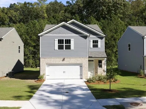 8166 Coldstream Dr, Fairburn, GA 30213