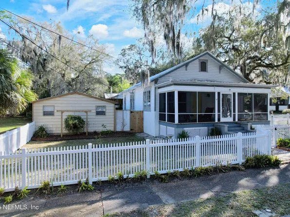 1323 KIRBY Street, Palatka, FL 32177