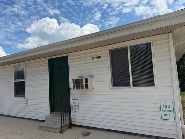 25709 W Bridge St APT 13, Channahon, IL 60410