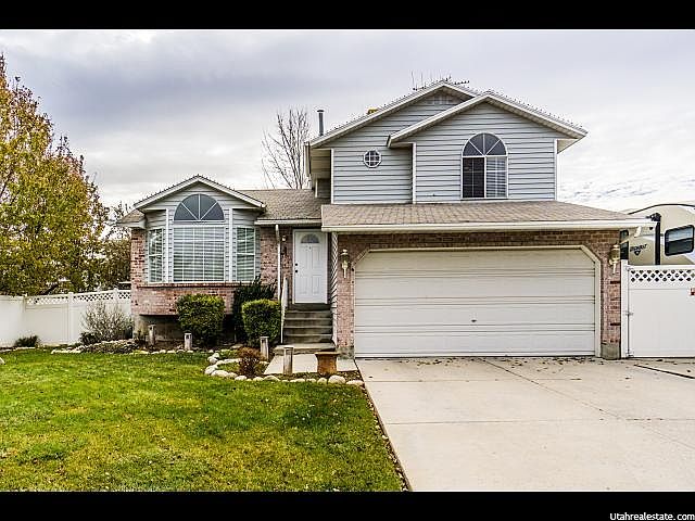 1st image of 1129 W Glen Springs Way