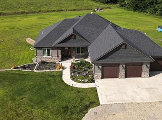 7800 SE 69th St, Berryton, KS 66409