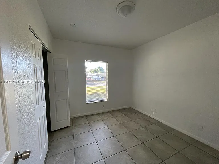 2730 NW 11th St — Photo 14