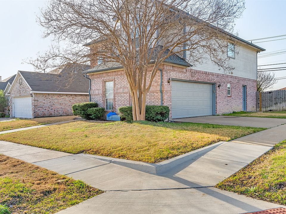 1st image of 926 Blossomwood Ct
