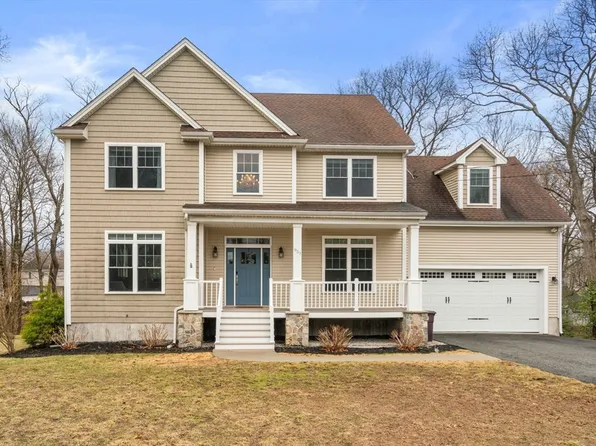 951 Commercial St, Weymouth, MA 02189