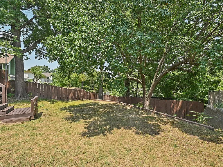 7625 S Richmond Ave E — Photo 65