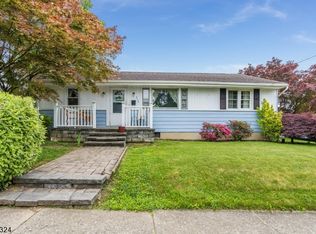 556 John Mitchell Ave, Phillipsburg, NJ 08865