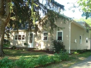 5749 Scherff Rd, Orchard Park, NY 14127